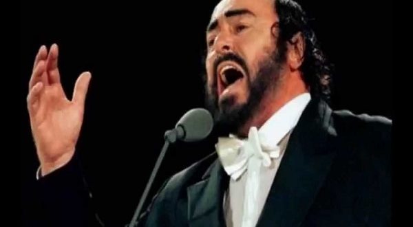 Stasera in tv Luciano Pavarotti and Frienz, chi saranno gli ospiti?