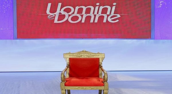 Uomini e Donne anticipazioni esterne e ospiti