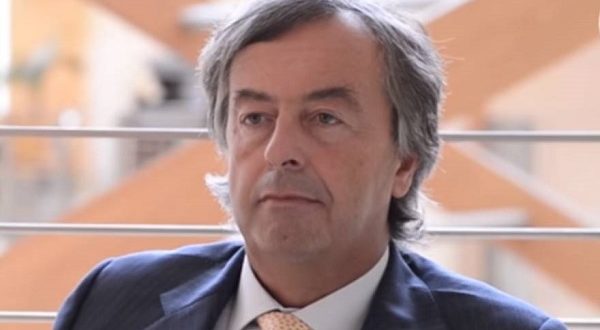 Fake news sui vaccini: Burioni smonta le bufale