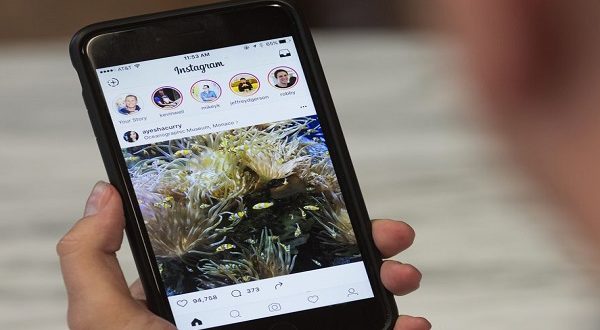 Instagram aggiornamenti, utenti infuriati per la notifica degli screenshot