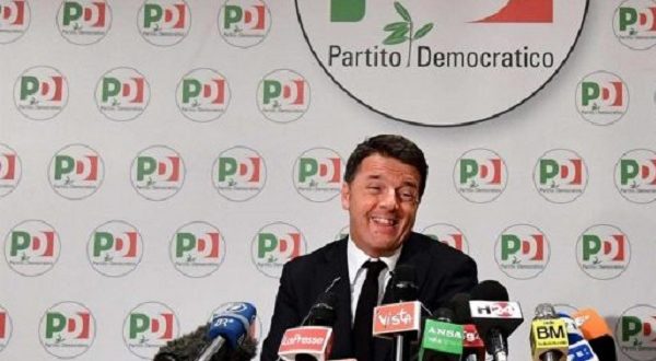 Renzi si dimette, il tempismo di Carlo Calenda oggi tesserato PD
