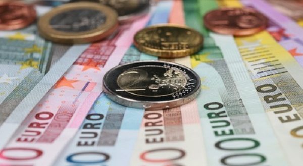Monete da 2 euro false, truffa in Italia